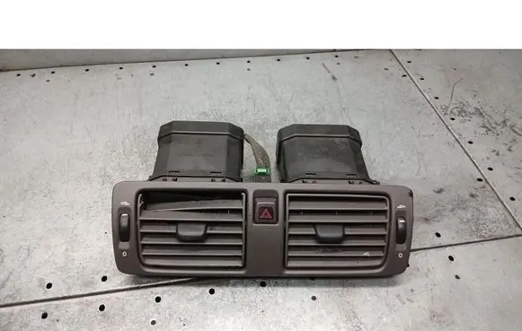 Volvo V50 Dashboard side air vent grill/cover trim 39879332