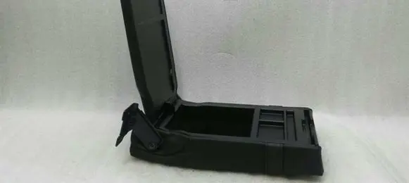 Mercedes-Benz CLS C219 Rear seat armrest A2199700030