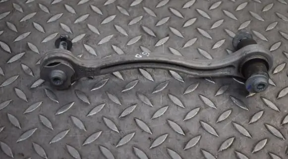 Mercedes-Benz C W205 Rear upper control arm/wishbone A20402