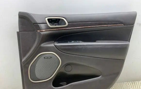 Jeep Grand Cherokee Front door card panel trim 