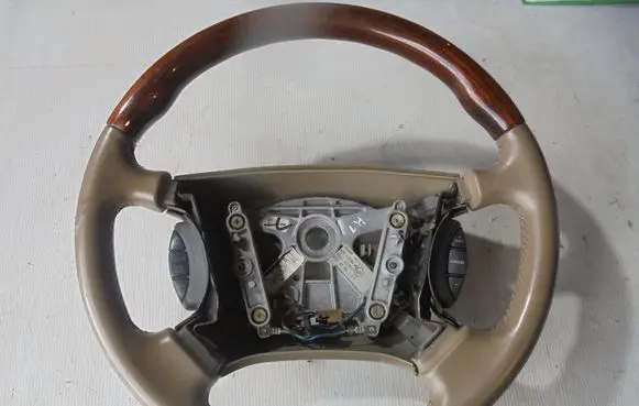 Jaguar XK8 - XKR Steering wheel HJE9181BA