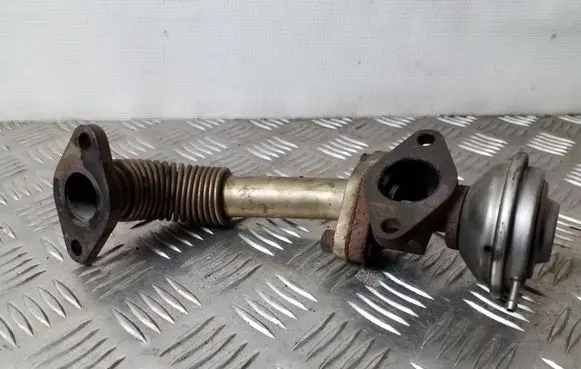 Audi A6 S6 C4 4A EGR valve 72167504 046131503A