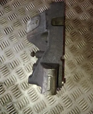 Iveco Daily 6th gen Engine mount bracket 504327324