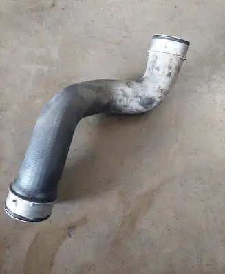 Mercedes-Benz C W203 Intercooler hose/pipe A2035281282 7GS00114004