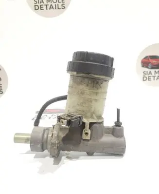 Volvo S40, V40 Master brake cylinder L481412