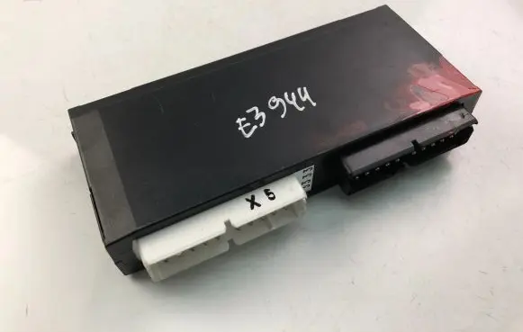 BMW 7 E32 Other control units/modules 1379741