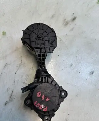 Peugeot 207 Alternator belt tensioner V75488488008