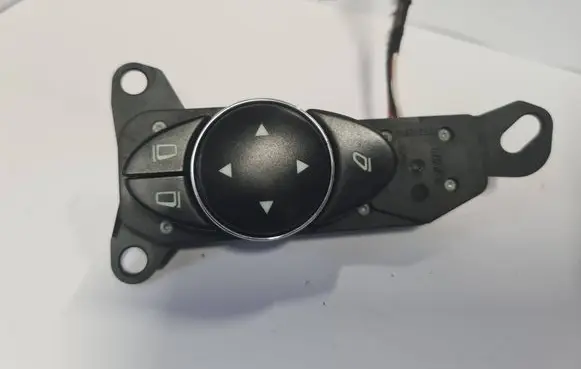 Mercedes-Benz E W211 Wing mirror switch 2118216079 03211041