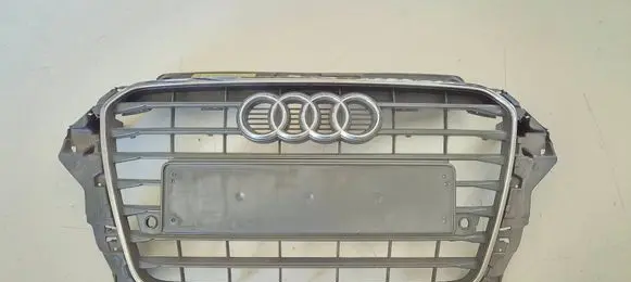 Audi A3 S3 8V Front bumper upper radiator grill 8V3853037