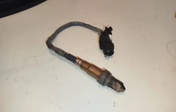 Renault Kangoo II Lambda probe sensor 0281004221 226A41733R H8201395330