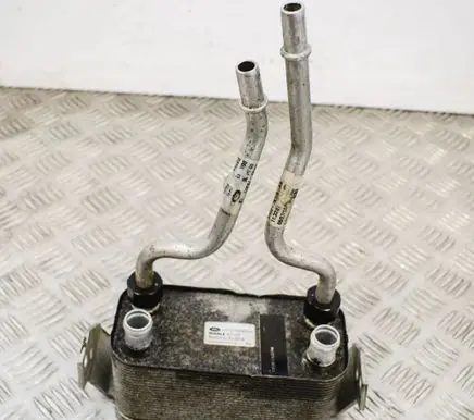 Land Rover Discovery 4 - LR4 Engine oil radiator 