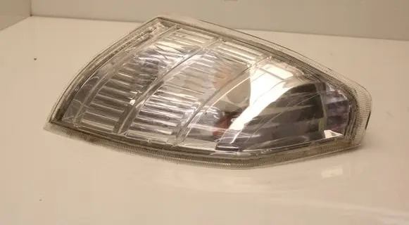 Nissan X-Trail T30 Front indicator light