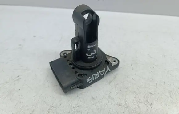 Toyota Yaris Mass air flow meter 2220422010 1974002030