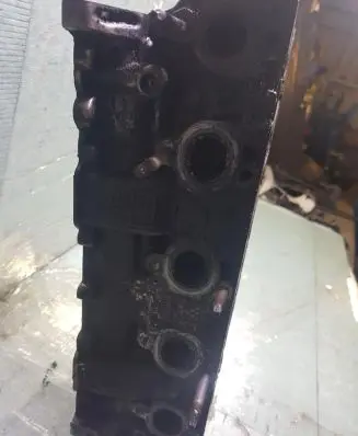 Peugeot 3008 I Engine head 9655911480