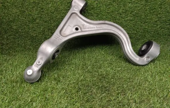 Porsche Panamera (970) Front lower control arm/wishbone 97034134202