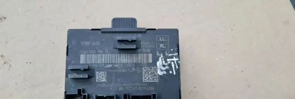 Audi A3 S3 8V Door control unit/module 5Q0959395D