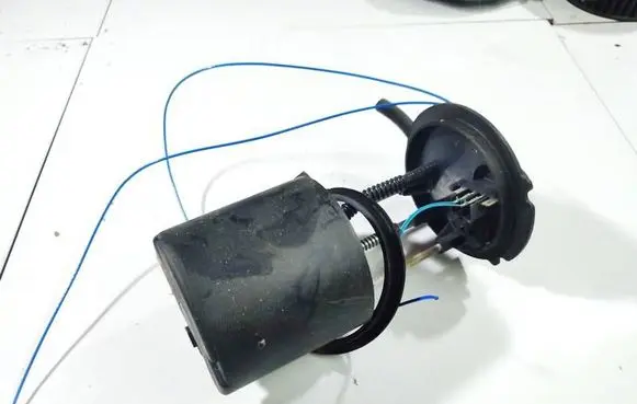 Mercedes-Benz A W168 Fuel level sensor 1684701594 72277100