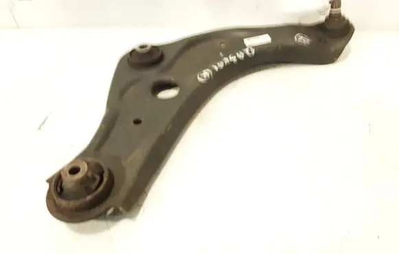 Nissan Qashqai Front lower control arm/wishbone
