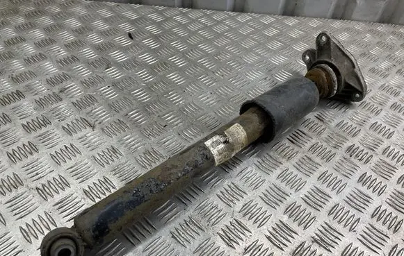 BMW 4 F32 F33 Rear shock absorber/damper 6873756 14941510