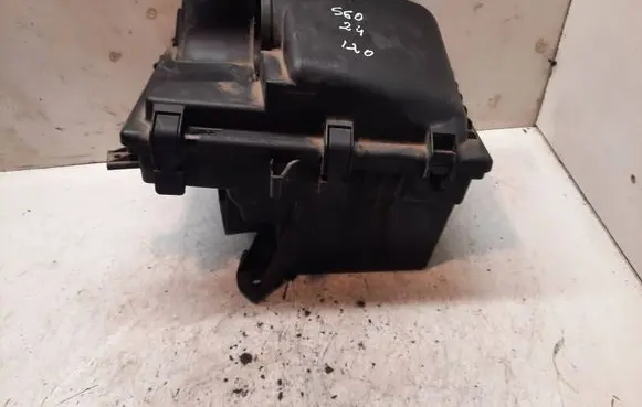 Volvo S60 Air filter box 8626061 13585