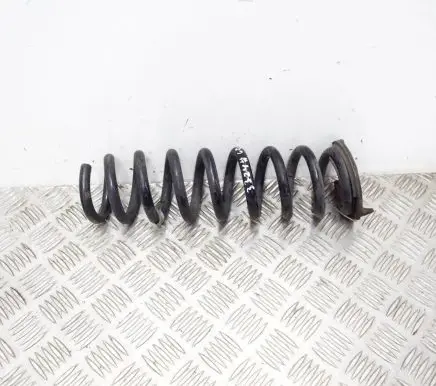 BMW 2 F22 F23 Rear coil spring