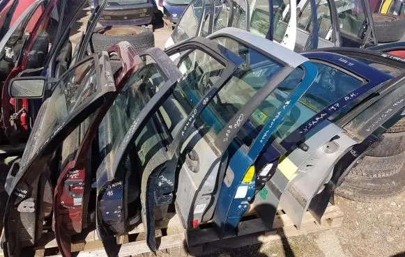 Renault 19 Front door