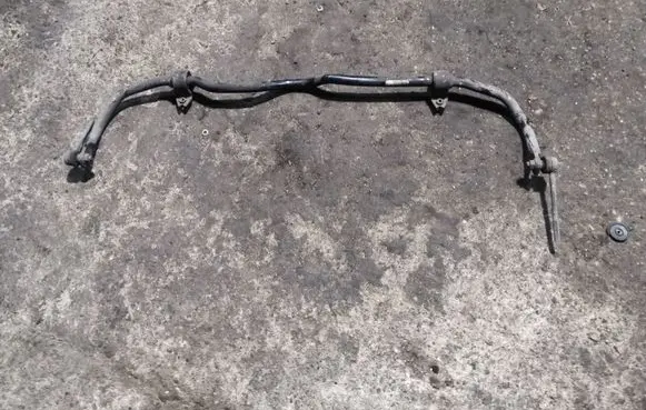 Volkswagen Tiguan Front anti-roll bar/sway bar 3C0411303AA