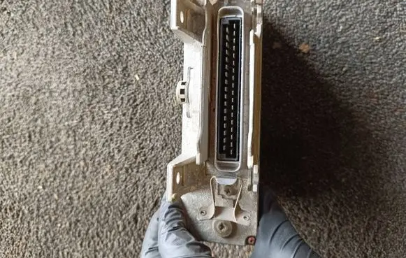 Mercedes-Benz E W124 ABS control unit/module 0055452132 0265101018 16617200