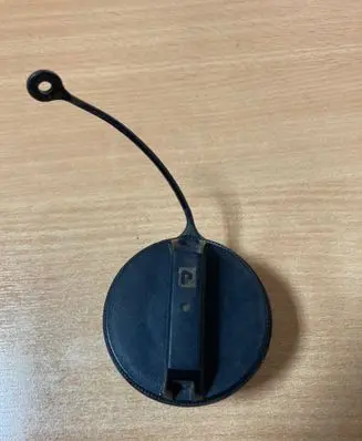 Nissan Note (E11) Fuel tank filler cap 