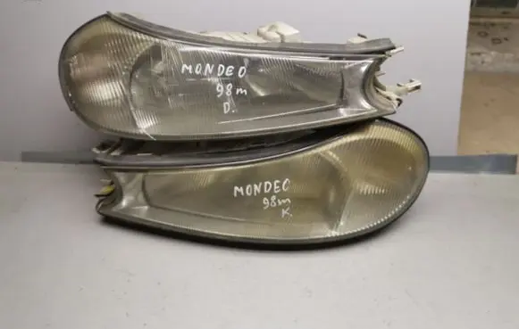 Ford Mondeo MK II Headlights/headlamps set 0301098001 96BG13006BU