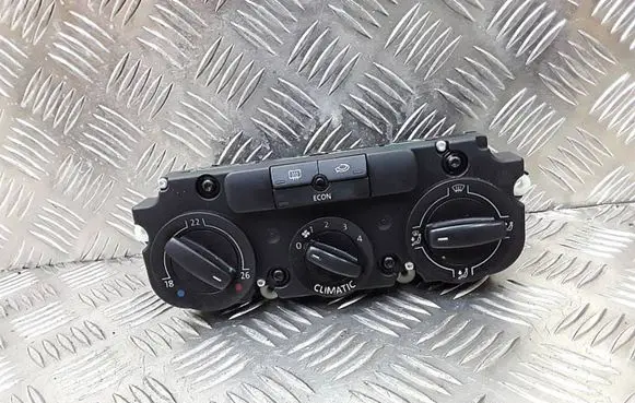 Volkswagen Golf Plus Climate control unit