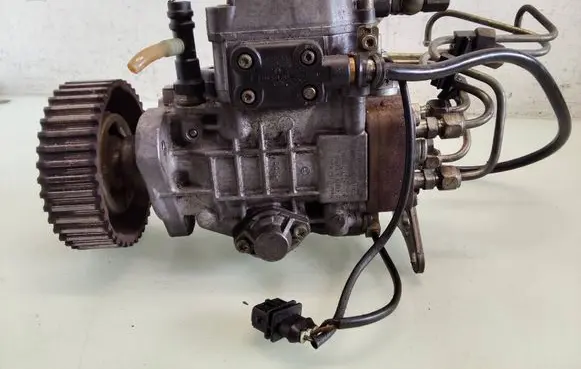 Renault Scenic I Fuel injection high pressure pump 0460414988 H110668 7700110395