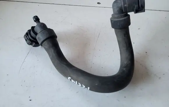 Peugeot 2008 I Engine coolant pipe/hose