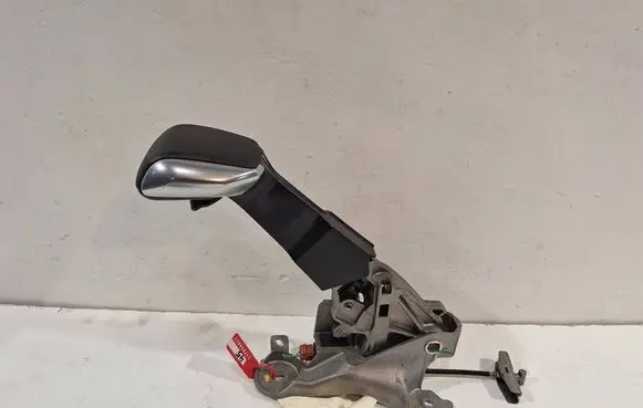Peugeot 2008 I Hand brake release handle 98066999ZD