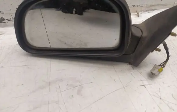 Mitsubishi Galant Front door electric wing mirror