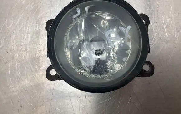 Ford C-MAX II Front fog light 2N1115201AB 89204894