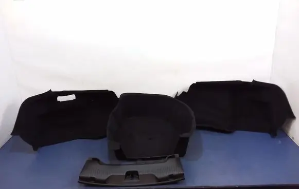 Jaguar XF X250 Tailgate/boot cover trim set 