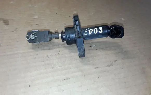 Fiat Sedici Clutch master cylinder NOCODE