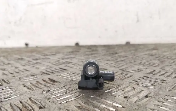 Hyundai Santa Fe Airbag deployment crash/impact sensor 95920S1000