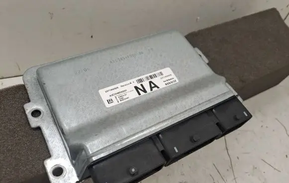 Dacia Sandero III Engine control unit/module 237105293S 237105292S A2C38542500
