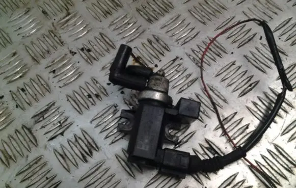 Audi A4 S4 B6 8E 8H Turbo solenoid valve 8E0906627A