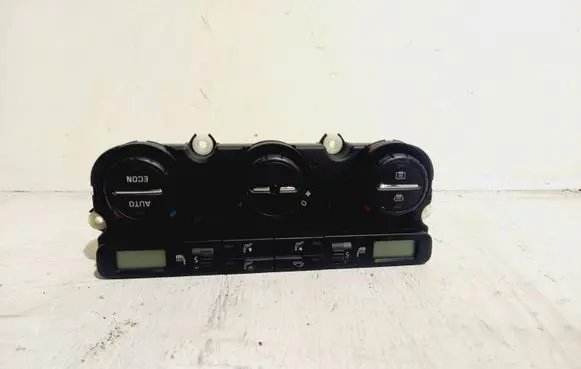 Skoda Octavia Mk2 (1Z) Climate control unit 74241060