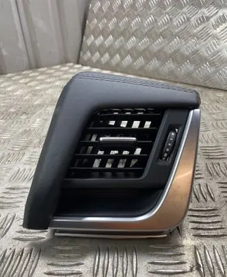 Nissan Qashqai J12 Dashboard side air vent grill/cover trim 687606UA1A