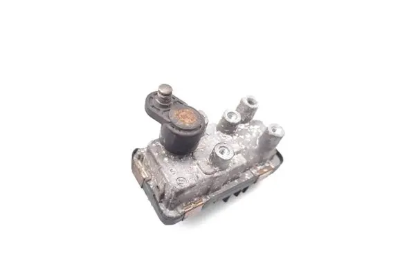 BMW X3 F25 Turbine electric control actuator 4933519400 6NW01009902