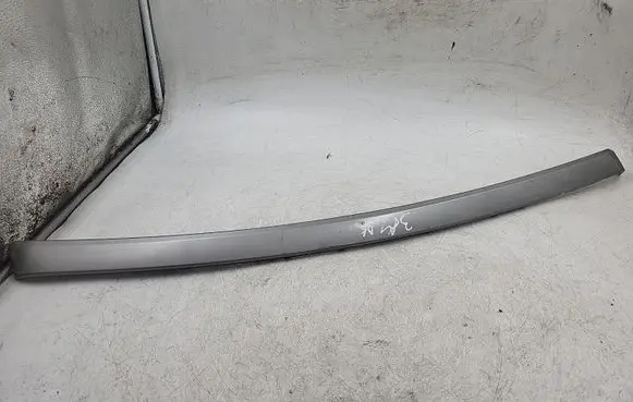 BMW 3 E90 E91 Dashboard glove box trim 7121473