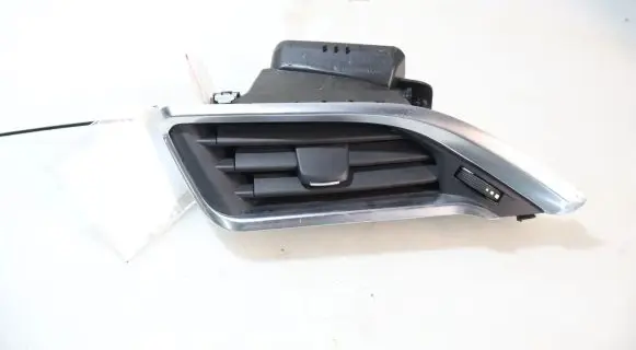Peugeot 208 Dashboard side air vent grill/cover trim 1089169X