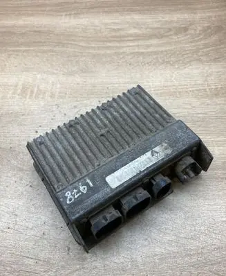 Renault Laguna I Engine control unit/module ECU 7700106070