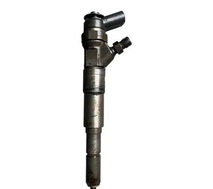 BMW 7 E65 E66 Fuel injector 7789661