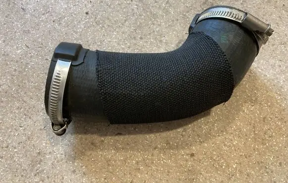 Porsche Macan (95B) Intercooler hose/pipe 95B145834D