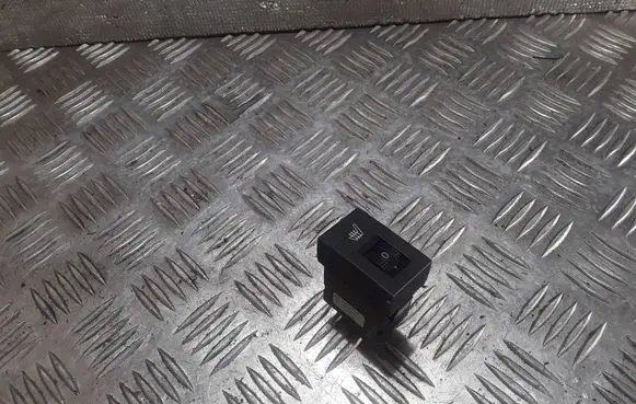 Mazda 3 II Seat heating switch BBM366420